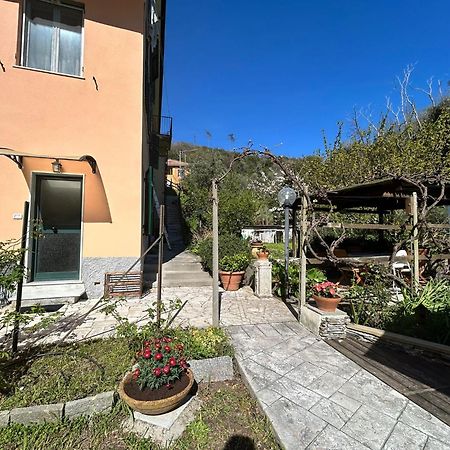 La Casa Nel Verde Lavagna Exteriör bild