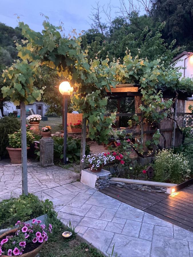 La Casa Nel Verde Lavagna Exteriör bild